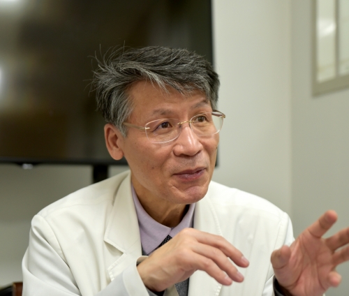 대한방사선종양학회 김태현 회장
임상과 학문을 잇는 방사선종양학의 협력 플랫폼
대한방사선종양학회 김태현 회장이 말하는 방사선치료의 역할과 미래